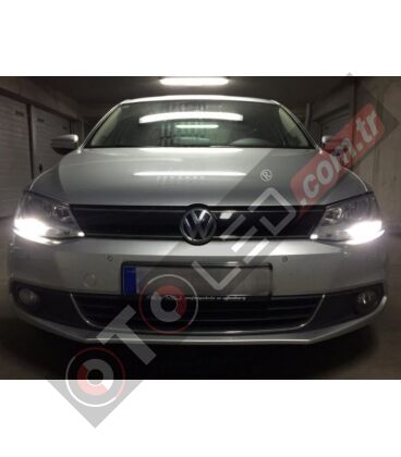 Volkswagen Jetta MK6 Beyaz Led Gündüz Far Aydınlatma Ampulu FEMEX P21W